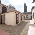 Carra Aparthotel *